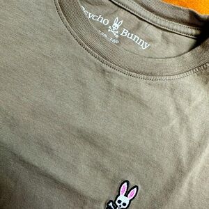 Kids 7/8 t shirt green psycho bunny